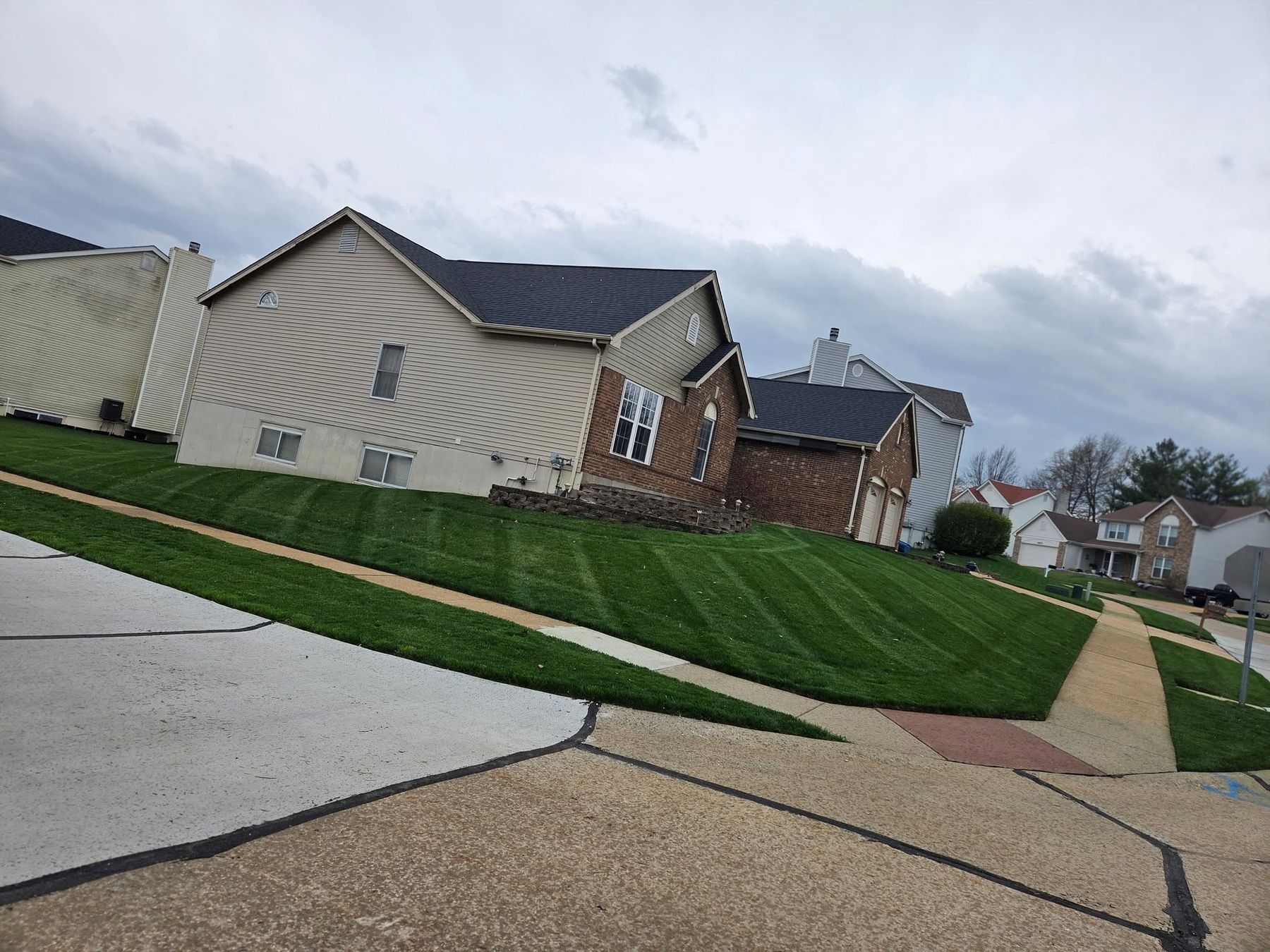A full yard, cut so the lines still show from the street.